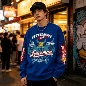 Pull-over col rond en maille gaufrée multi-graphe personnalisé avec logo entièrement personnalisé sur la manche, impression DTG, tissu doux et léger pour jeunes - Product Image 5