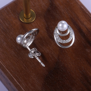 Eleganti orecchini a bottone in stile perla per donna, design scintillante intarsiato, gioielli di moda versatili - Product Image 2