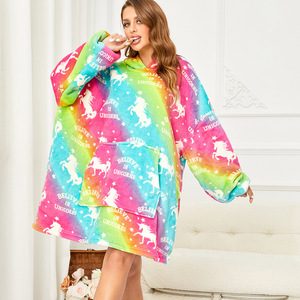 Tie Dye Printed Lazy Clothes Pullover Sudadera con capucha Lazy Sleeping Blanket Outdoor Anti Cold Clothes se puede usar Manta - Product Image 3