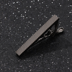 Nuevas llegadas 2026: Clips de corbata coreanos esmerilados, artículos de regalo para trajes de negocios de <span class=keywords><strong>hombre</strong></span>, clips de corbata de cobre K9, decoración minimalista para <span class=keywords><strong>hombre</strong></span>. - Product Image 3