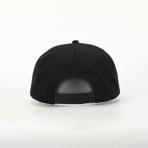 Gorras Deportivas Personalizadas al por Mayor con Logotipo Bordado de 5 Paneles, Gorra con Perforaciones Cortadas a Láser, Gorra Snapback Negra Estilo Hip Hop - Product Image 5