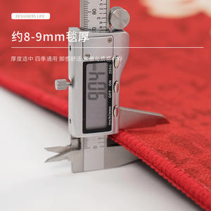 พรมเช็ดเท้าสีแดงแบบดั้งเดิม รูปทรงสี่เหลี่ยมผืนผ้า กันลื่น พิมพ์ลาย ทอแบบเครื่องจักร สำหรับทางเข้า ทำความสะอาดง่ายด้วยการดูดฝุ่น - Product Image 5