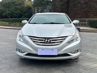Voitures d'occasion JX Auto Hyundai Sonata Berline Conduite à Gauche Automatique Traction Avant 2.0L Faible Kilométrage Sans Accident Vente en Gros à l'Export 2013 2014 2015