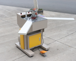 Machine à clouer automatique verticale pour bois dur CNC, machine à coudre les coins, machine à clouer les cadres, vente chaude - Product Image 3