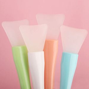 Double-<b>Head</b> Scraper DIY Face Beauty Tool Silicone Facial Mask Brush Plastic Handle Soft <b>Fan</b> Flat Brush for Concealer Application - Product Image 3