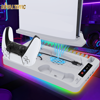 Support de charge et de refroidissement P5 avec lumière RGB et crochet pour casque, support de charge pour 2 manettes sans fil pour console PS5 (éditions disque et numérique)