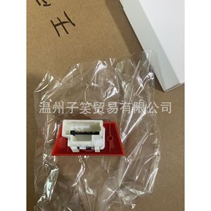สวิตช์ไฟเตือน Xsd 6490Ng 6490Kw สำหรับซ่อมแซมเปลี่ยนอะไหล่รถยนต์ - Product Image 5