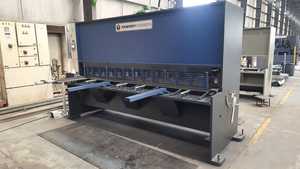 Máquina de Corte Hidráulica Industrial para Chapa Metálica de 8 mm x 3000 mm para Plantas de Manufactura - Product Image 6