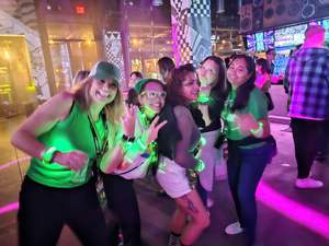 Светящиеся в темноте браслеты-слэпы для клубов, рекламные, с индивидуальным логотипом, светодиодные, для концертов, Дивали, нейлоновые, для Рамадана, выпускного вечера - Product Image 6