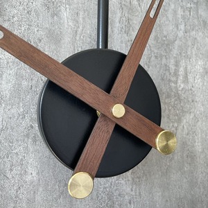 Reloj de pared de salón Escandinavo Metal Entrada Fondo Decoración de pared Estilo <span class=keywords><strong>español</strong></span> Reloj de pared de hierro simple - Product Image 3