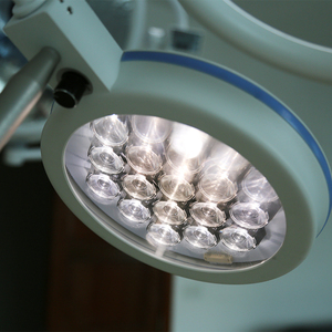 Faro único móvil de alta calidad para clínicas de hospitales veterinarios, luz quirúrgica móvil, instrumento quirúrgico veterinario alto - Product Image 3