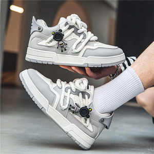 Venta al por mayor directa <span class=keywords><strong>de</strong></span> fábrica, zapatillas unisex, zapatillas bajas <span class=keywords><strong>para</strong></span> <span class=keywords><strong>hombre</strong></span>, zapatillas <span class=keywords><strong>de</strong></span> moda <span class=keywords><strong>para</strong></span> caminar, zapatillas <span class=keywords><strong>para</strong></span> <span class=keywords><strong>hombre</strong></span>. - Product Image 5