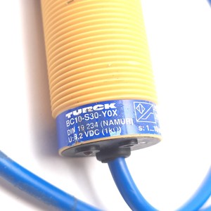 Capteur de proximité capacitif Plc BC10-S30-Y0X 1-10mm 8.2VDC <span class=keywords><strong>M30</strong></span> 0.5m 4 broches - Product Image 2