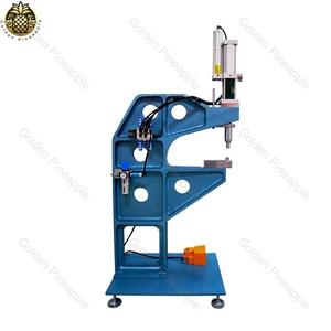 Petite machine pneumatique de rivetage en métal de vente directe d'usine de la Chine pour la plaque d'embrayage industrielle - Product Image 4