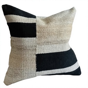 Funda de Almohada Tejida a Mano con Diseño de Hojas, de Algodón y Poliéster, Decorativa, con Cierre, para Hogar y Hotel - Product Image 1