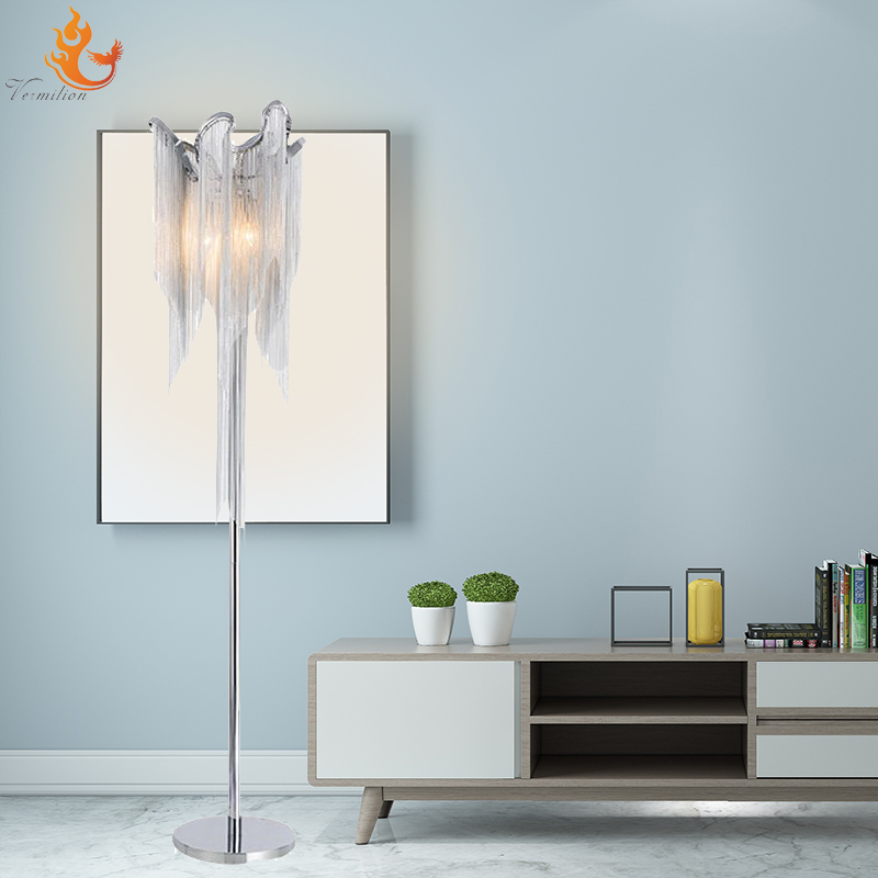 New Arrival Unique Luxury aluminum chain waterfall shape  tassel  led light floor lamp Standing Lamp