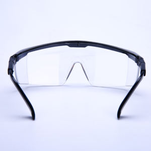 Lunettes de sécurité transparentes pour les équipements de protection des yeux essentiels pour les chantiers de construction - Product Image 5
