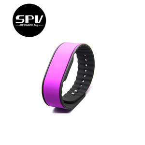 Bán buôn tùy chỉnh cửa kiểm soát truy cập Silicone <span class=keywords><strong>NFC</strong></span> 125Khz EM4200 tái sử dụng trẻ em ID RFID ban nhạc cổ tay cho vui chơi giải trí công viên nước - Product Image 4