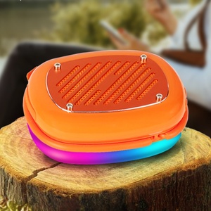 ลำโพงบลูทูธไฟ LED แบบพกพาขนาดเล็กกันน้ำสำหรับฟังเพลง - Product Image 3