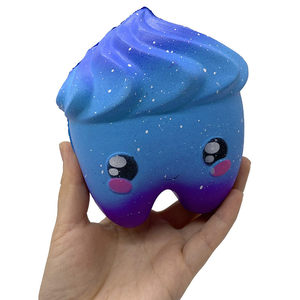 Juguete de rebote lento con diseño de dientes de cielo estrellado, el más vendido, juguete antiestrés divertido para apretar con diseño de dientes de cielo estrellado - Product Image 4