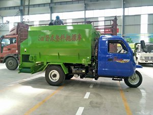 เครื่องกระจา<span class=keywords><strong>ย</strong></span>ปุ๋ยผลผลิตสูงเครื่องกระจายออกอากาศความจุ2-30m3รถในฟาร์ม - Product Image 5