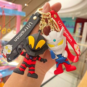 Porte-clés en plastique Ultraman Tiga Bela Jedesero, personnage de la famille, pour sac à dos, clés de voiture, cadeaux à suspendre pour couple - Product Image 2