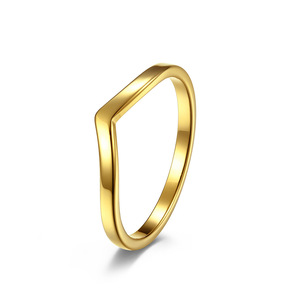 Simple <b>titanium</b> steel band heart-shaped <b>ring</b> for women, geometric smooth heart design, colorfast and won't fade. - Product Image 1