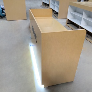 Comptoir de caisse pour magasin de téléphonie mobile, petit salon, jaune beige blanc, bureau d'accueil moderne, réception de salle de sport - Product Image 1