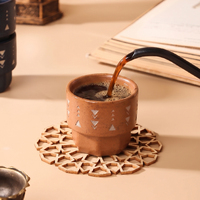 Tasse à café en céramique empilable d'Arabie Saoudite, motif géométrique tribal, tasse à Qahwa arabe avec logo personnalisé