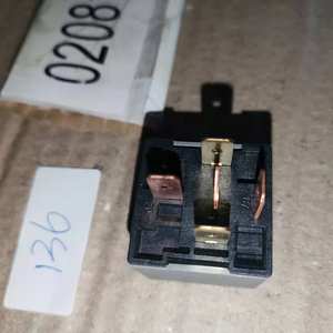 Pièces d'origine SINOTRUK HOWO <span class=keywords><strong>Relais</strong></span> WG9716582301+010 - Product Image 3