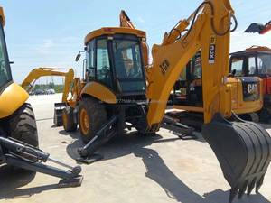 Cargadora Retroexcavadora JCB 3CX Modelo 2023, Carga Nominal de 6 Toneladas, Potencia de 55 kW, Usada en Buenas Condiciones, Segunda Mano, Precio Bajo, Motor Chino - Product Image 2