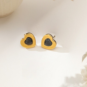 Nouveau style boucles d'oreilles en acier inoxydable en forme de coeur pour femmes accessoire de bijoux haut de gamme pour un usage quotidien ou un cadeau - Product Image 6