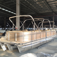 Bateau de pêche sportive de luxe en aluminium de 9 m (30 pieds) avec canapé lounge pour 16-18 personnes, idéal pour le ski nautique