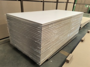 Foglio <span class=keywords><strong>MDF</strong></span> lucido 17mm <span class=keywords><strong>di</strong></span> spessore impiallacciatura nero bordo E1 formaldeide emissione Standard bordo impiallacciato - Product Image 3