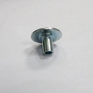 M3 M4 <span class=keywords><strong>M5</strong></span> M6 M8 M10 M12 Mecanizado CNC Arandela de hombro chapada en zinc Remache hueco Montaje de muebles Remache tubular sin rosca - Product Image 3
