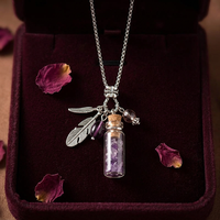 Collier pendentif en pierre d'aromathérapie violette avec gravier de cristal naturel