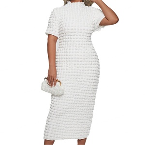 Vente en gros de robes pour femmes de haute qualité, sur mesure, OEM, ODM, mode décontractée, col rond, manches courtes, robe midi - Product Image 4