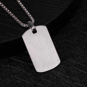 Vente en gros <span class=keywords><strong>Collier</strong></span> pendentif en acier inoxydable 316L avec étiquette de chien en zircon pour hommes Logo gravé sans ternissement <span class=keywords><strong>Collier</strong></span> avec étiquette <span class=keywords><strong>militaire</strong></span> en diamant - Product Image 3