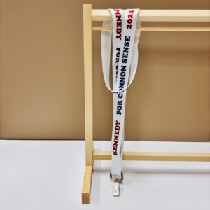 <span class=keywords><strong>Cordon</strong></span> de lanière personnalisé pour clés ou <span class=keywords><strong>badge</strong></span> d'identification avec crochet ovale lanières de bureau imprimées personnalisées pour employé - Product Image 1