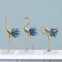 Décoration de table, pièces d'accentuation dorées, décoration intérieure, ornements de luxe, accessoires de maison, accents décoratifs modernes