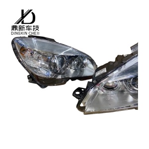 Faros Delanteros Originales de Fábrica Izquierdo y Derecho para <span class=keywords><strong>Mercedes</strong></span>-Benz <span class=keywords><strong>Clase</strong></span> <span class=keywords><strong>C</strong></span> W204 C204 2007-2011, <span class=keywords><strong>Clase</strong></span> <span class=keywords><strong>C</strong></span> C180 C200 C250 C63 - Product Image 3