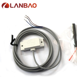 เซ็นเซอร์วัดระยะแบบ Capacitive Lanbao IP67 PNP NO 30V ระยะตรวจจับ 0-8 มม. สำหรับระบบอัตโนมัติในอุตสาหกรรมและสายการประกอบ - Product Image 1
