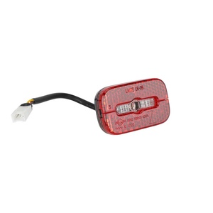 Luz Trasera Impermeable de 6-48V con Cable de 125mm de Longitud, Apta para el Scooter Eléctrico Xiaoniu KQi3 - Product Image 6