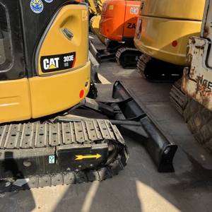 Precio de descuento Excavadora usada <span class=keywords><strong>Caterpillar</strong></span> CAT <span class=keywords><strong>303</strong></span> Miniexcavadora en buenas condiciones con pista de goma CAT - Product Image 4