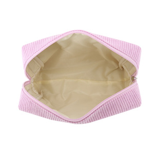 Pochettes de voyage de maquillage en velours de luxe avec logo personnalisé et combinaisons de lettres sacs et étuis à cosmétiques cadeau - Product Image 4