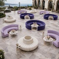 Ensemble complet de mobilier de mariage tout-en-un : Canapé de luxe en velours rose et table dorée pour la location de fêtes et banquets