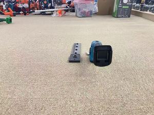 <span class=keywords><strong>Leming</strong></span> Industrial Dual Scissor Inalámbrico Eléctrico Garden Hedge Trimmer 21V Batería de litio 40-130cm Capacidad de corte 4kg - Product Image 5