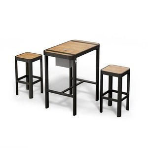 Set di Sgabelli con Barre in Alluminio e WPC Anticorrosione, Gambe Quadrate Stabili, <span class=keywords><strong>Arredamento</strong></span> per Balcone in Alluminio per Villa di <span class=keywords><strong>Montagna</strong></span> - Product Image 3