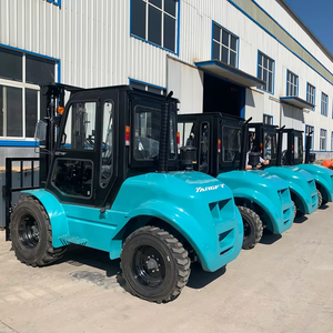 Yangft fd3 3ton 5000 ק "ג דיזל יורו 5 מנוע מופעל 2 4wd שטח קשה מלגזה עם מונית לחקלאות - Product Image 1