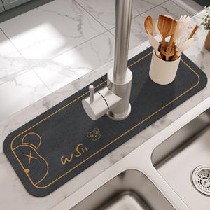 Tapis de robinet de cuisine à motif d'ours rayé en fibre de polyester, antidérapant, séchage rapide, pour évier, design contemporain - Product Image 3